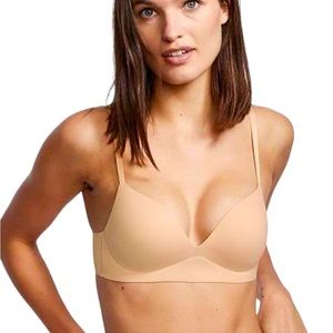 Victoria’s Secret beige lightly lined plunge wireless racerback size 36B